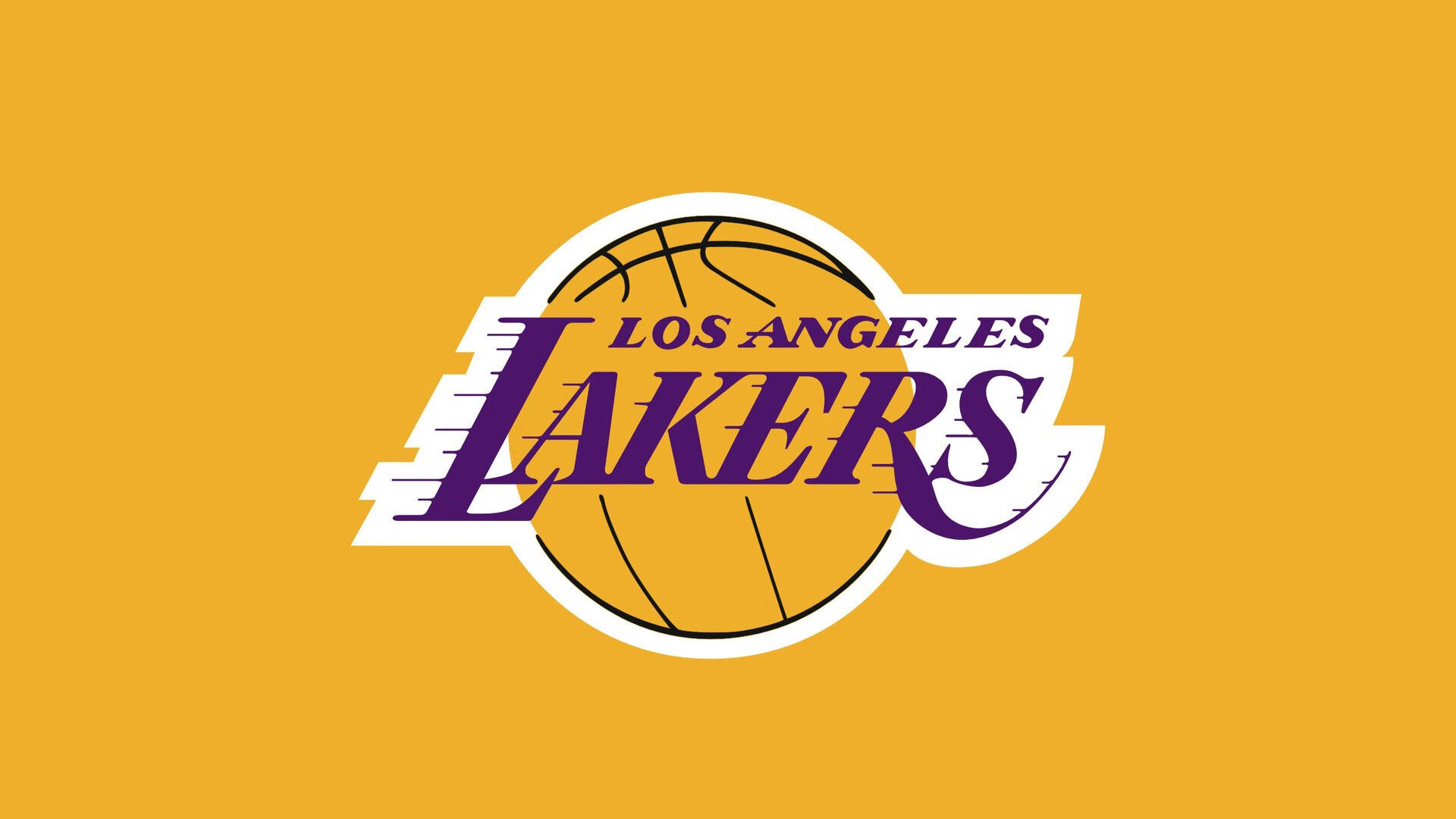 詹姆斯在训练后鼓励队友保持专注,詹姆斯激励队友